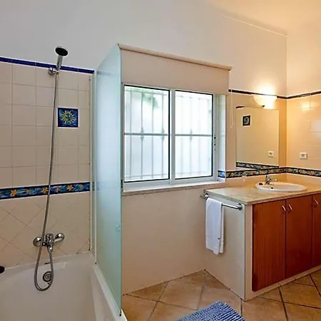 Guia Sleeps 15 Pool Air Con Wifi Villa Guia (Faro)